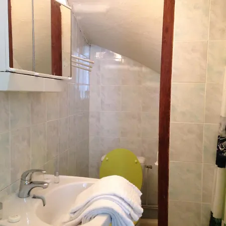 Du Parc מלון 2*